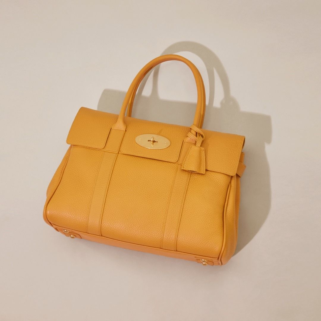 Mulberry 11: Lifestyle Secondary Images