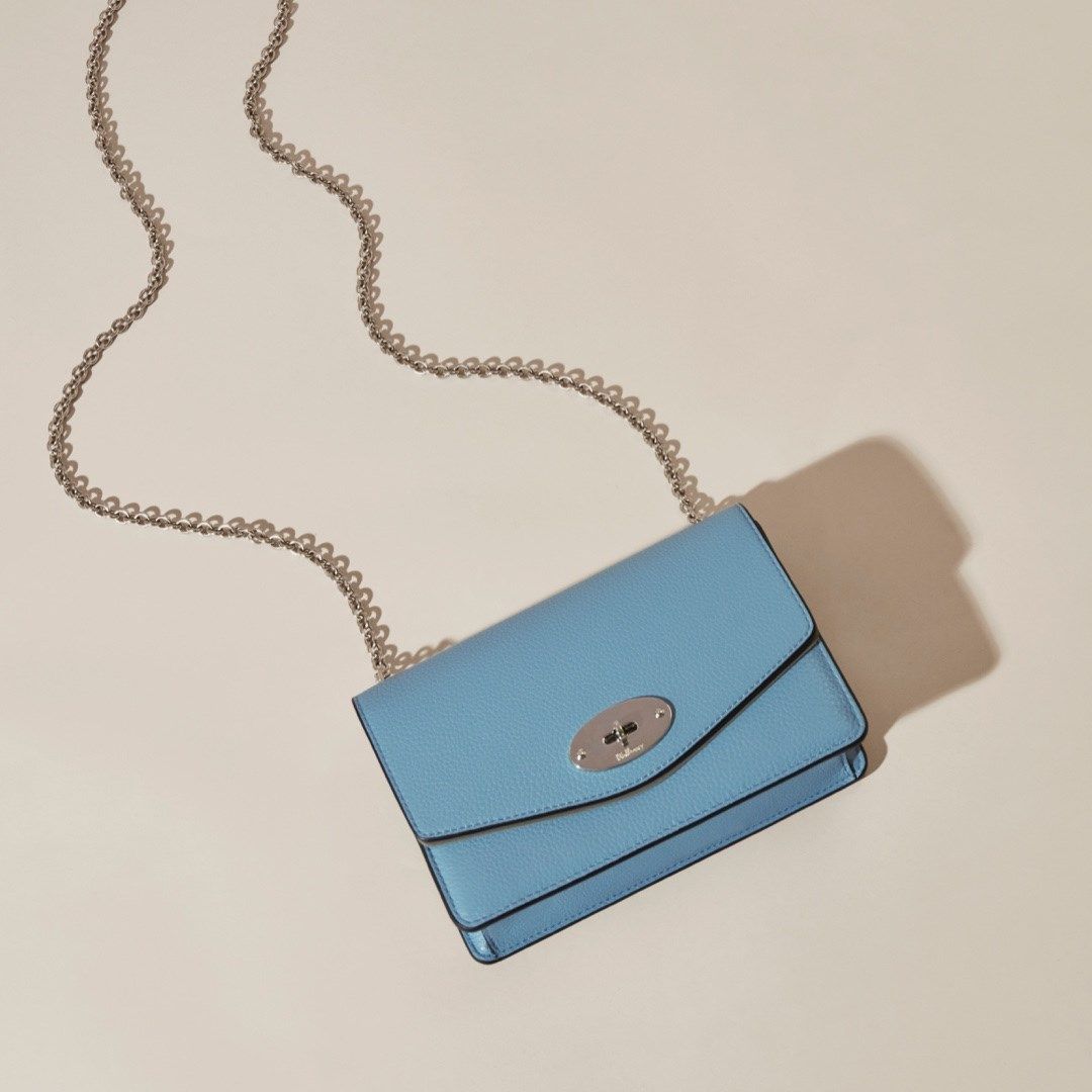 Mulberry 15: Lifestyle Secondary Images