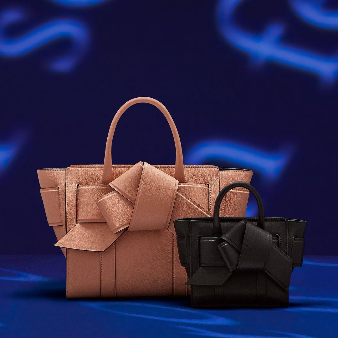 Mulberry 35: Backdrops