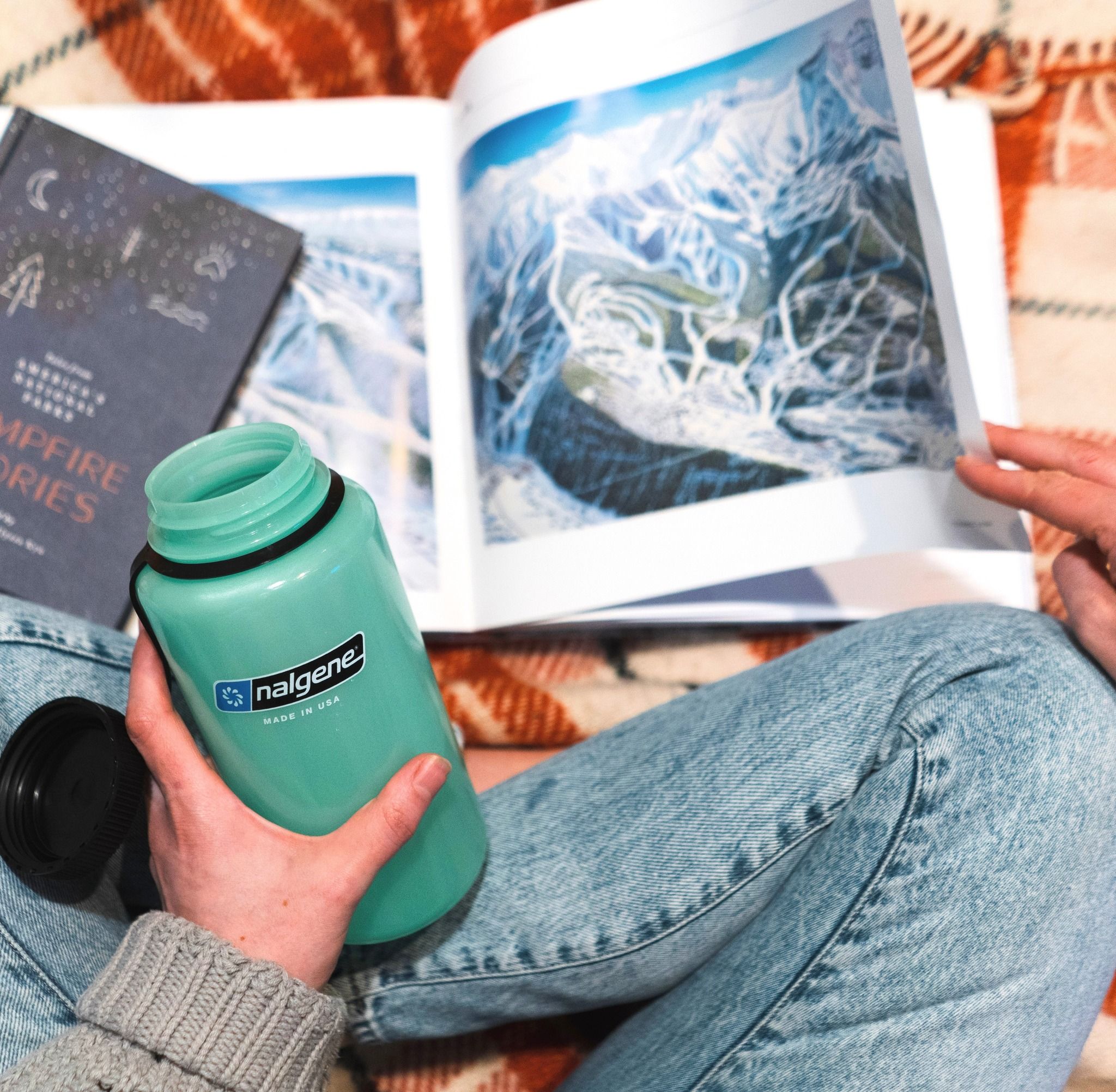 Nalgene Outdoor LIF 16: Lifestyle Secondary Images