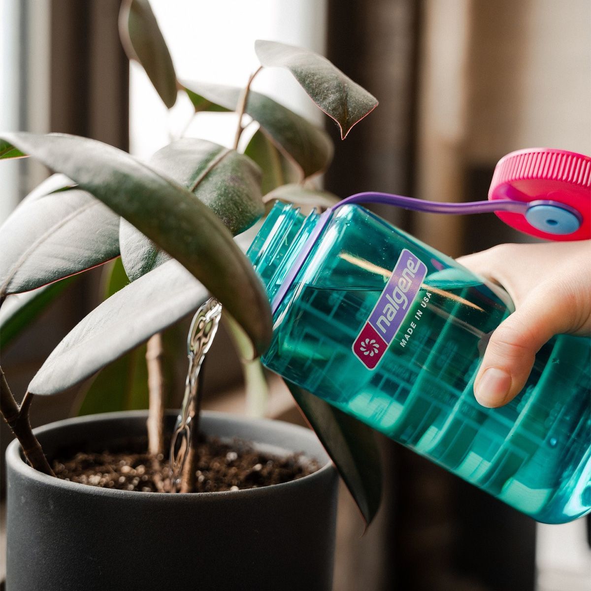 Nalgene Outdoor LIF 3: Lifestyle Secondary Images