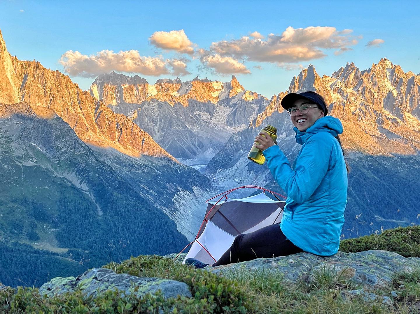 Nalgene Outdoor LIF 8: Lifestyle Secondary Images