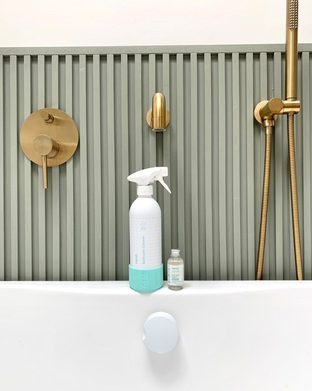 Neat. 29: Lifestyle Secondary Images