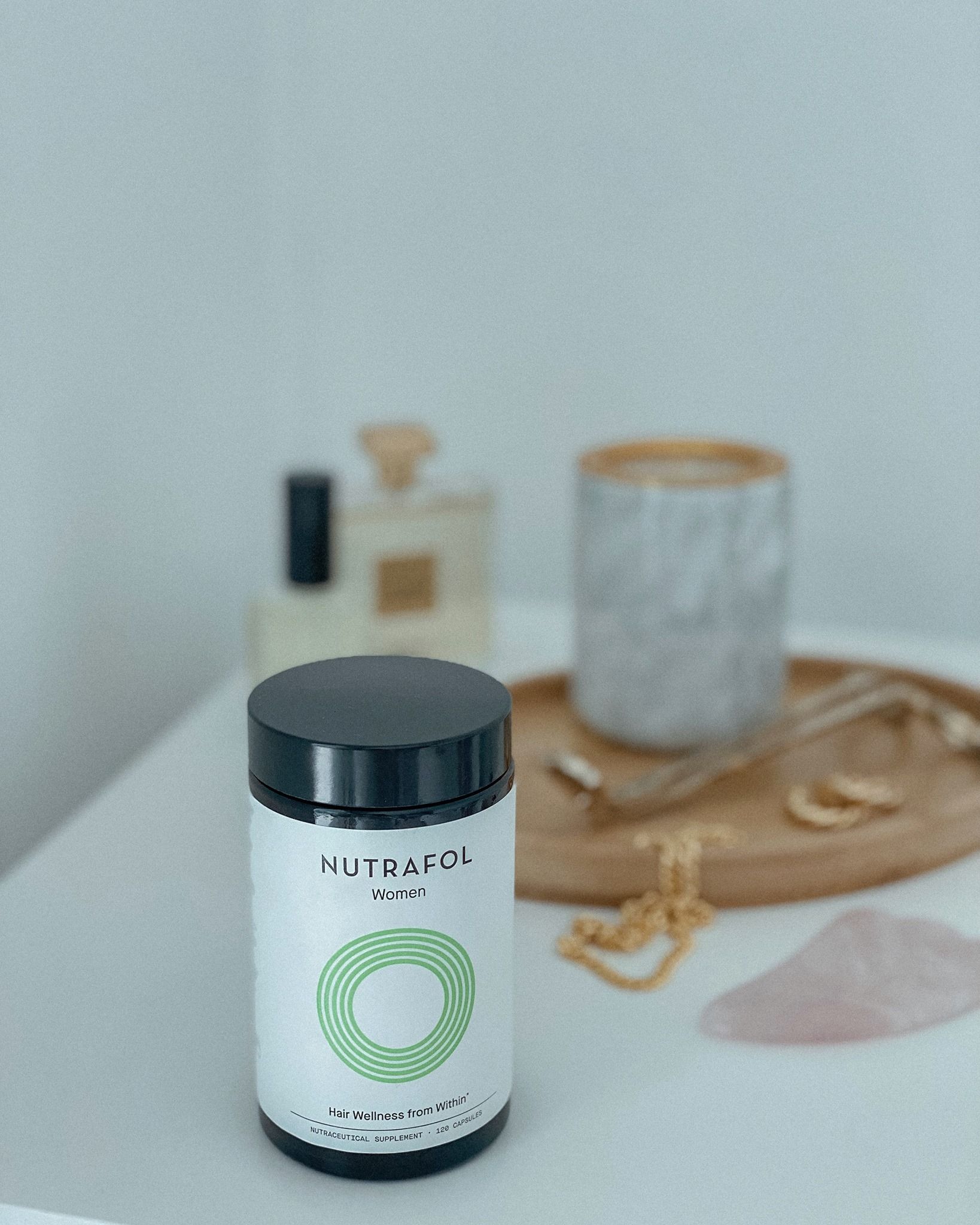 Nutrafol 10: Lifestyle Secondary Images