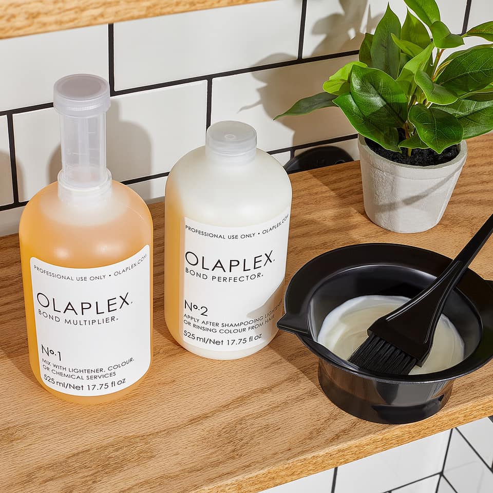 Olaplex 15: Lifestyle Secondary Images