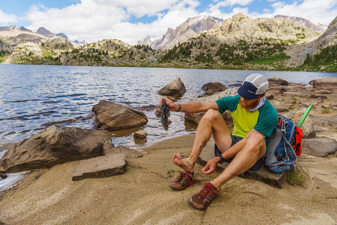 Patagonia Outdoor LIF 10: Lifestyle Secondary Images