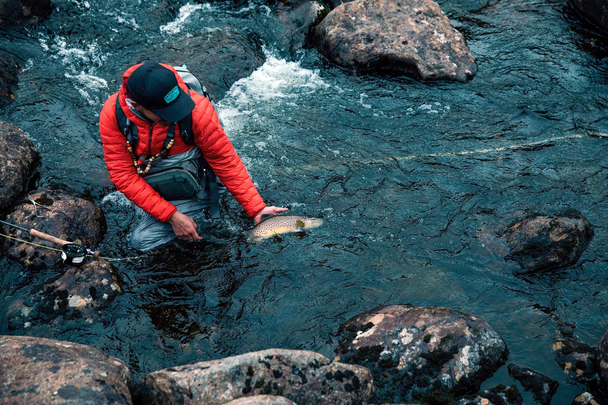 Patagonia Outdoor LIF 23: Lifestyle Secondary Images