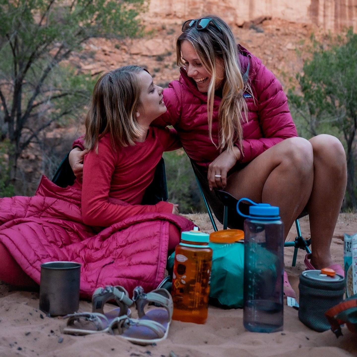 Patagonia Outdoor LIF 25: Lifestyle Secondary Images