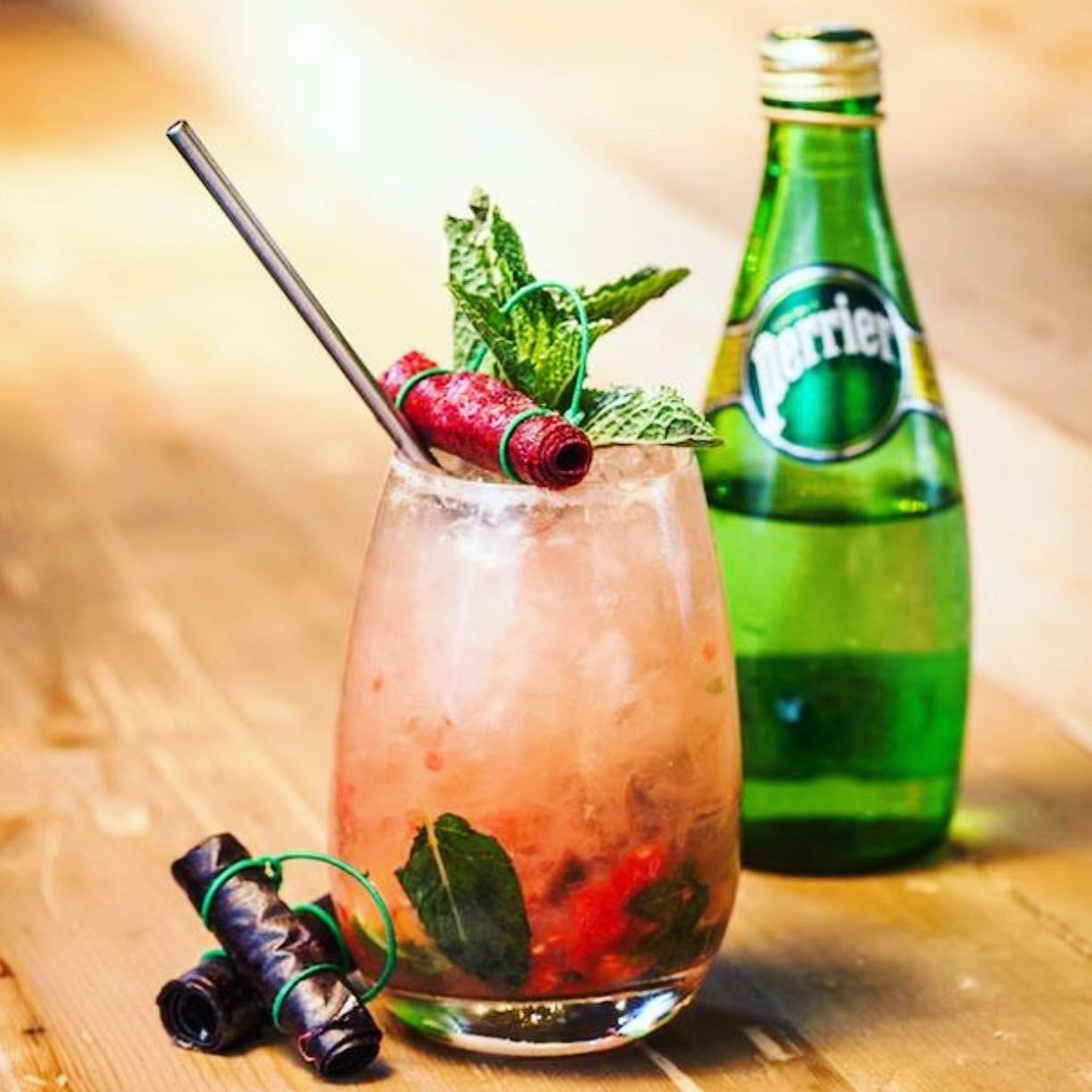 Perrier 3: Lifestyle Secondary Images