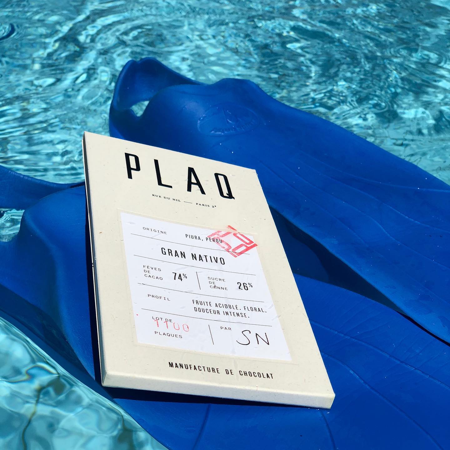 Plaq 39: Lifestyle Secondary Images