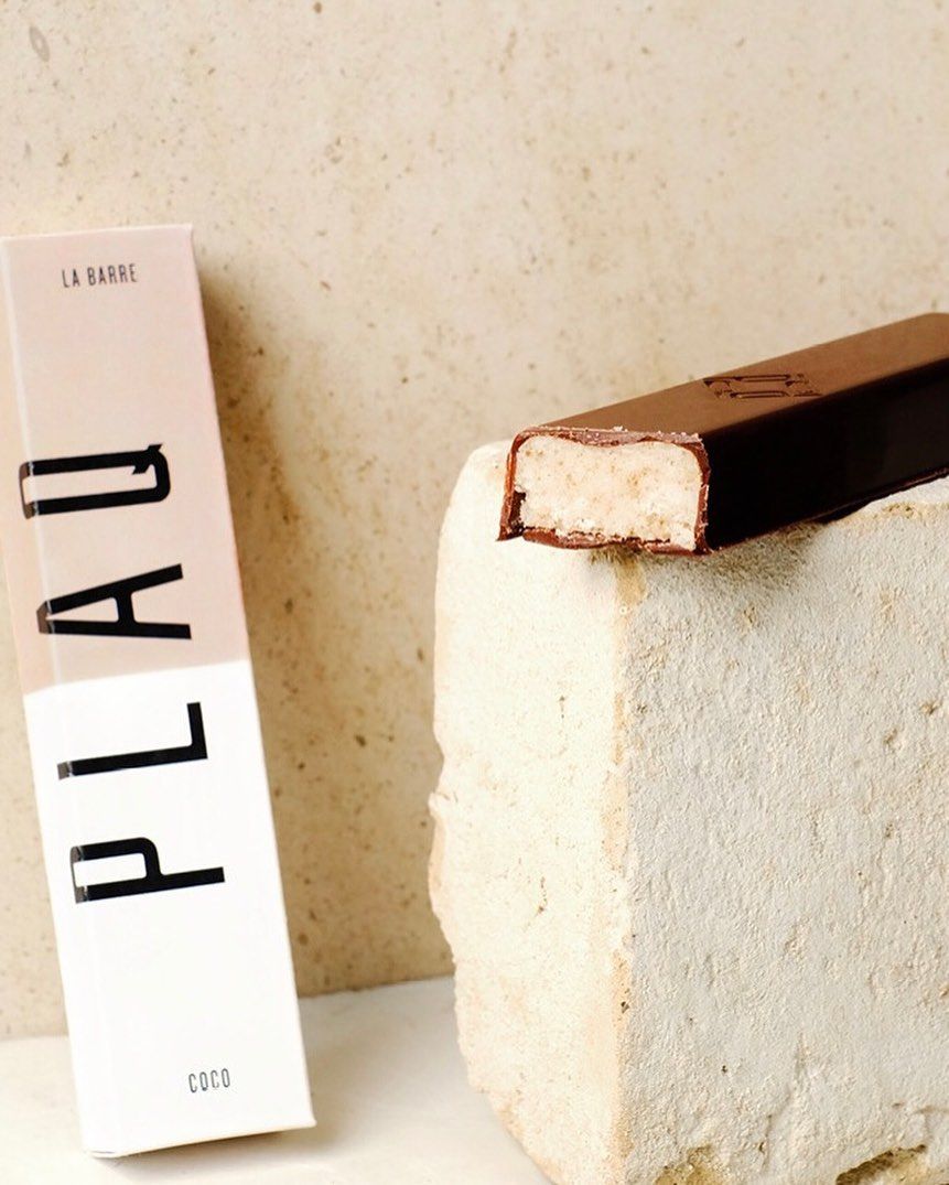 Plaq 49: Lifestyle Secondary Images