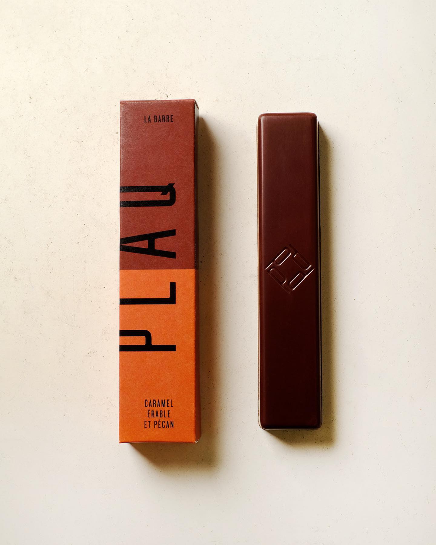 Plaq 54: Lifestyle Secondary Images