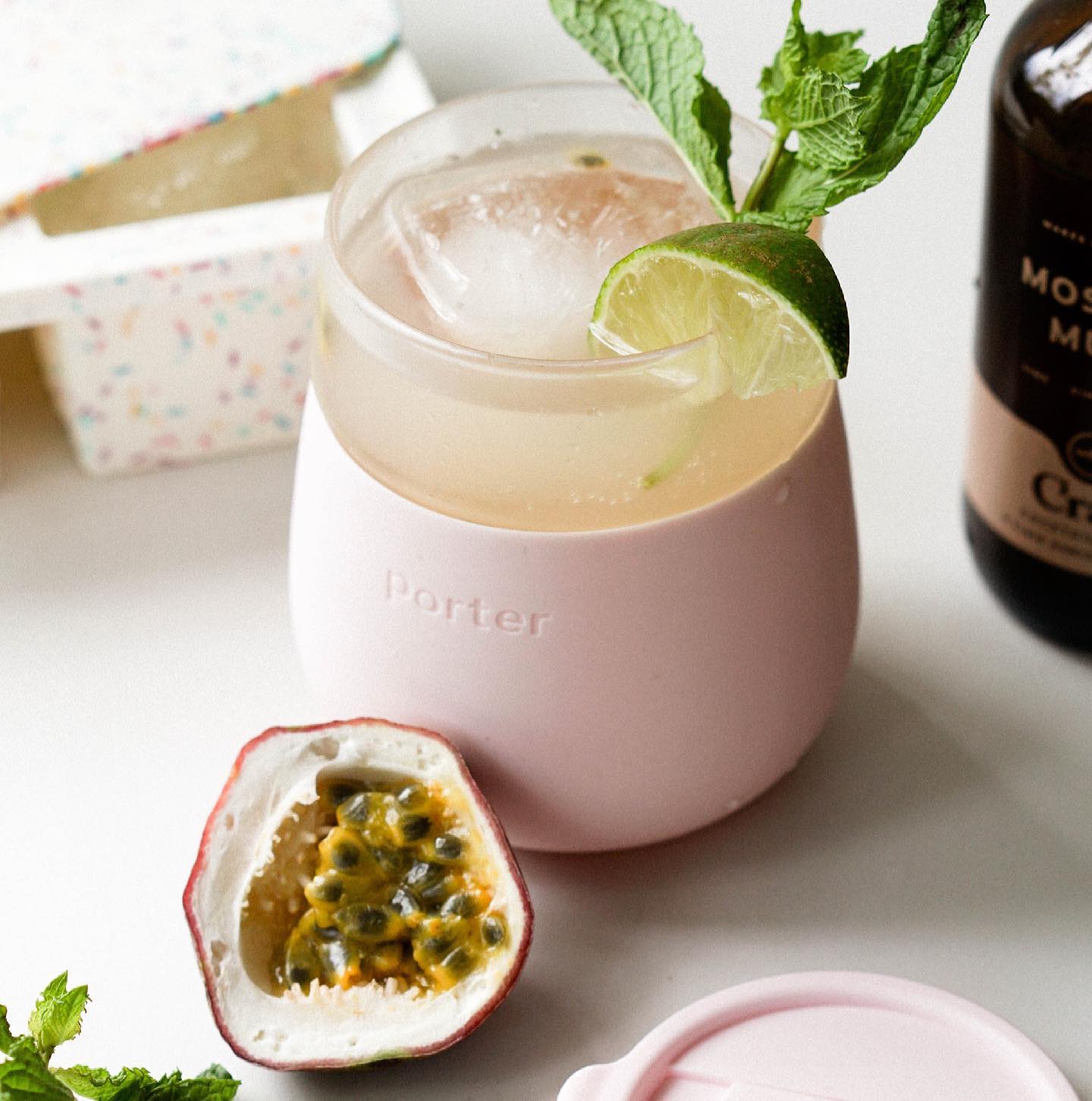 Porter 15: Lifestyle Secondary Images