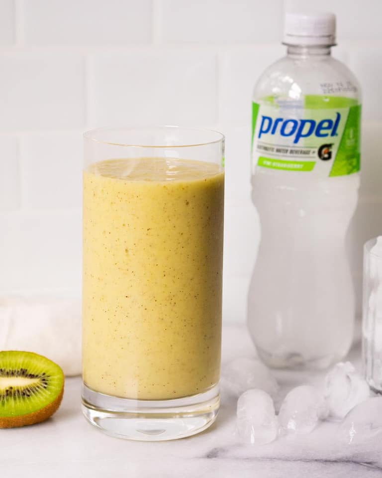 Propel Water 10: Lifestyle Secondary Images