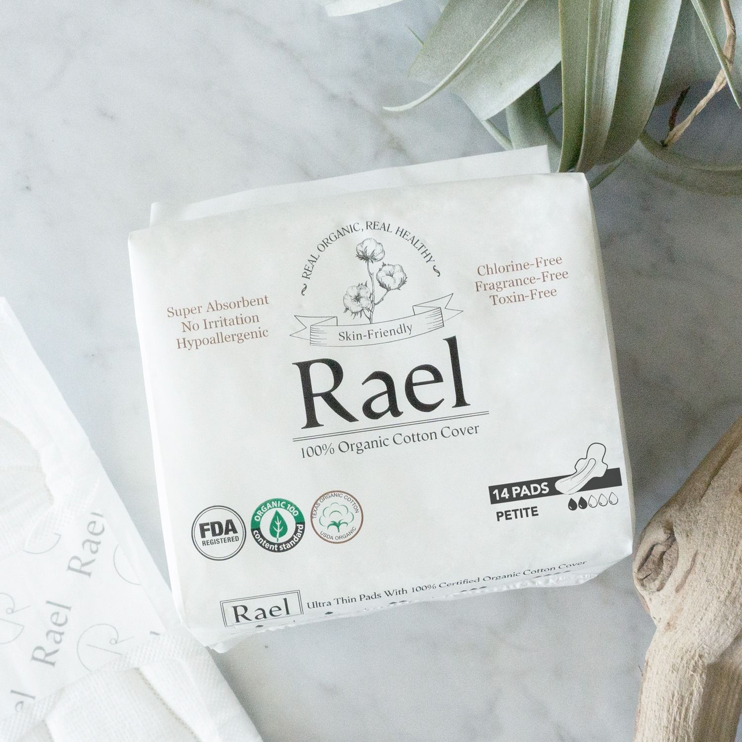 Rael 14: Lifestyle Secondary Images