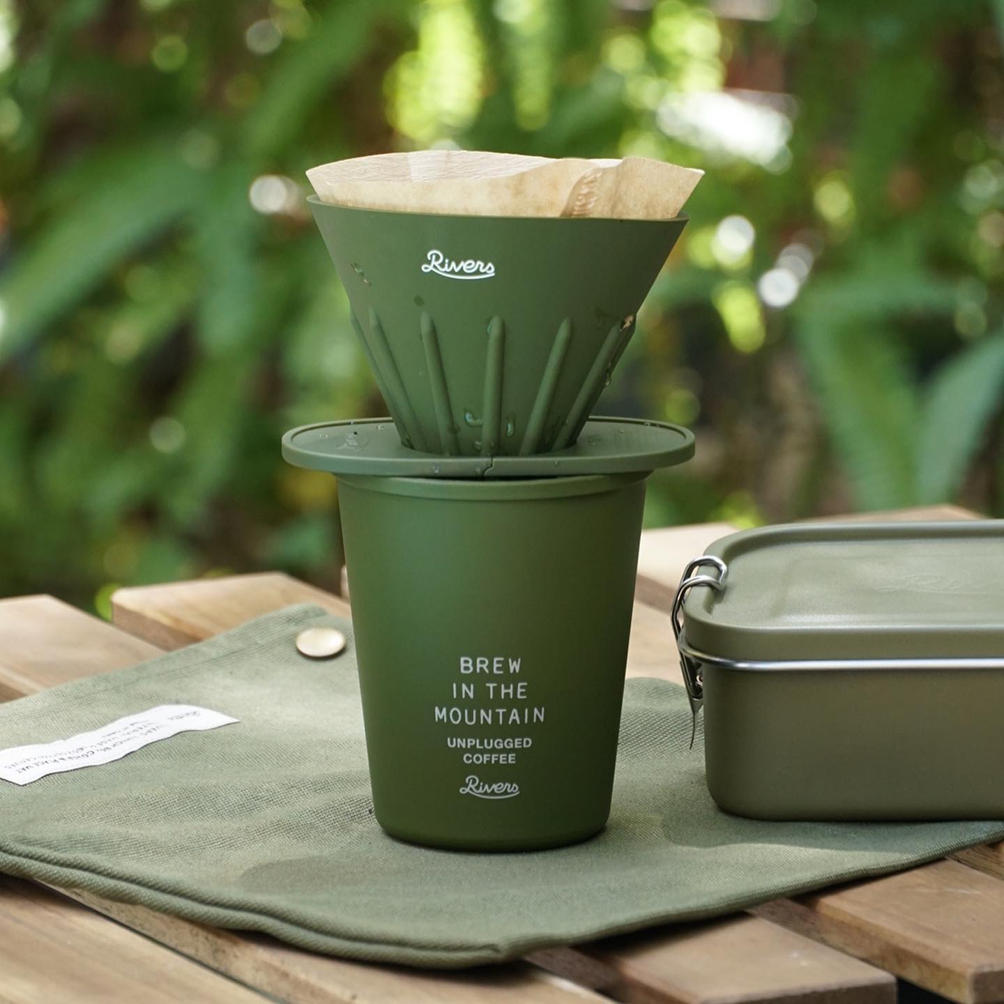 Rivers Outdoor LIF 2: Lifestyle Secondary Images