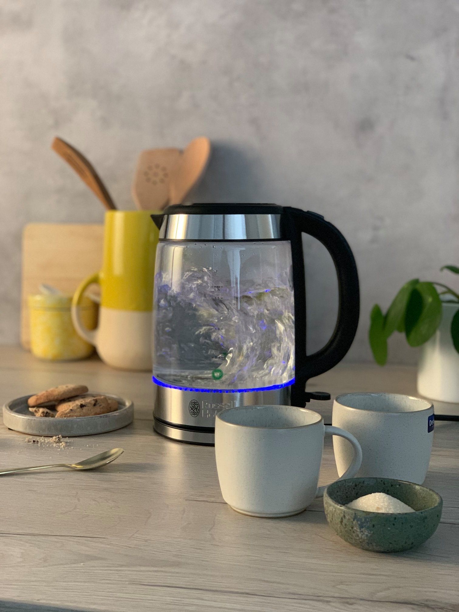 Russell Hobbs 11: Lifestyle Secondary Images