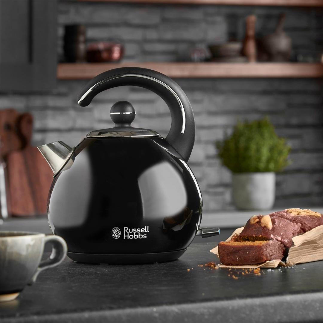 Russell Hobbs 22: Lifestyle Secondary Images