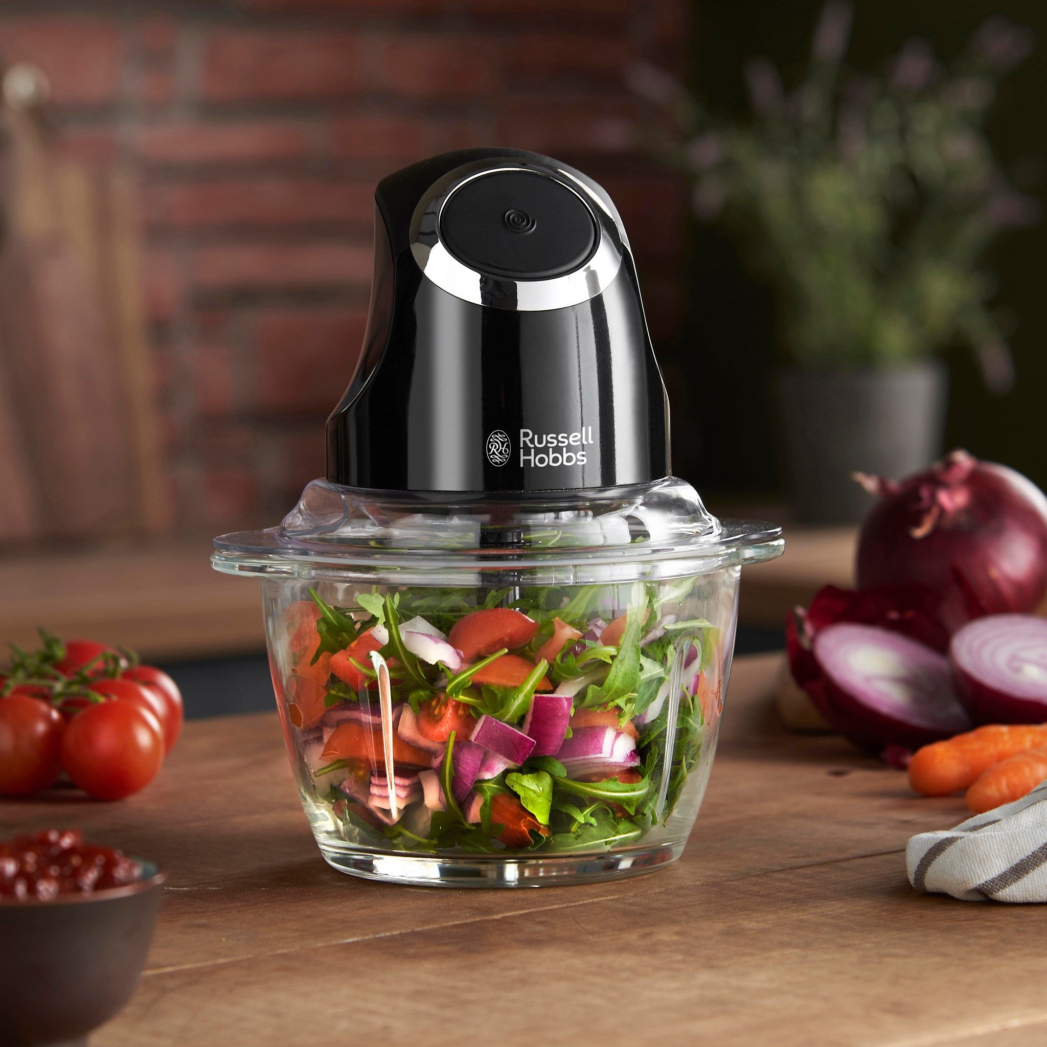 Russell Hobbs 32: Lifestyle Secondary Images
