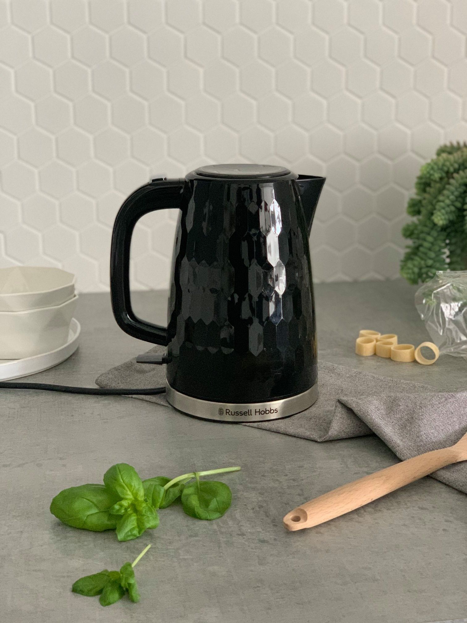 Russell Hobbs 7: Lifestyle Secondary Images