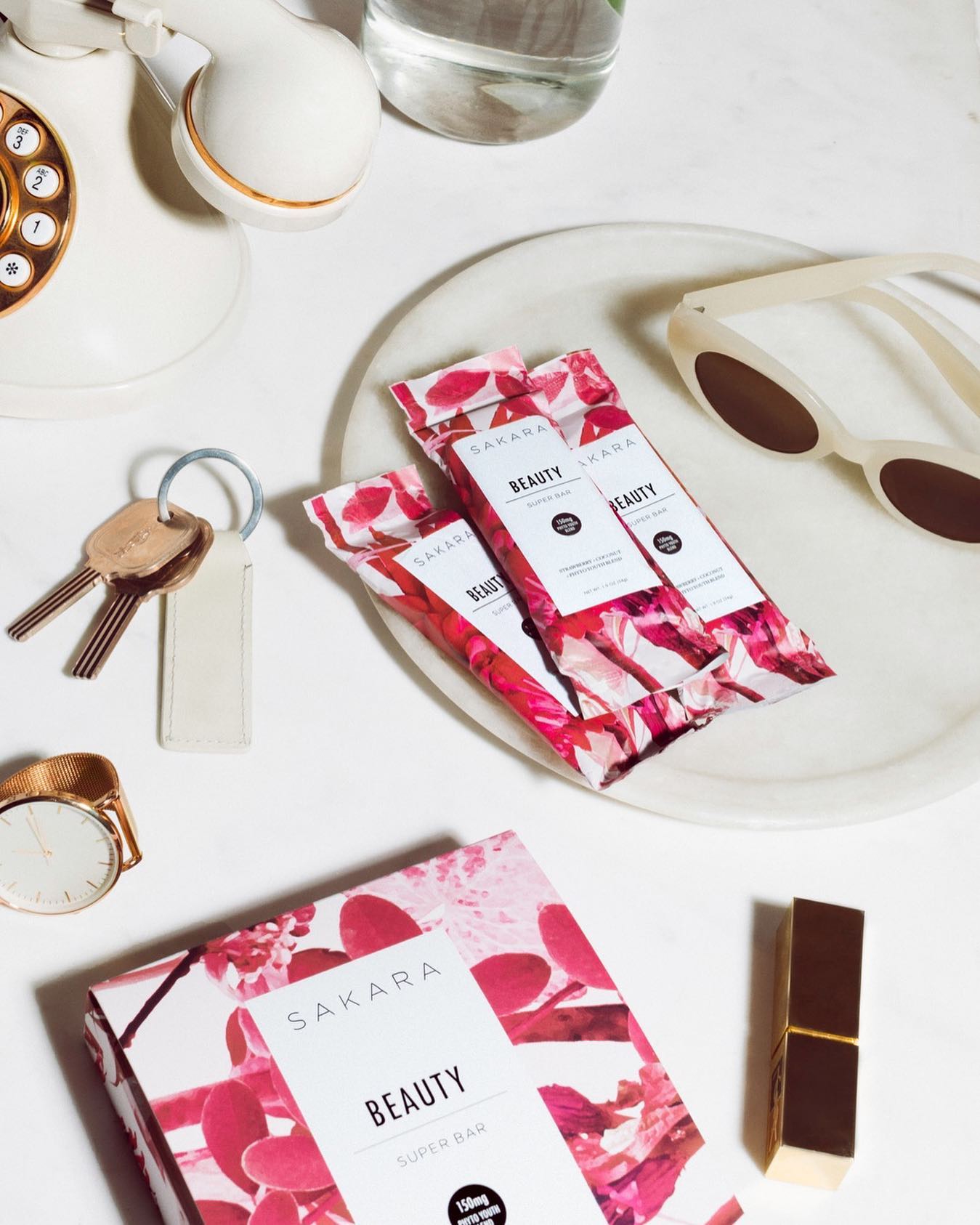 Sakara 22: Lifestyle Secondary Images