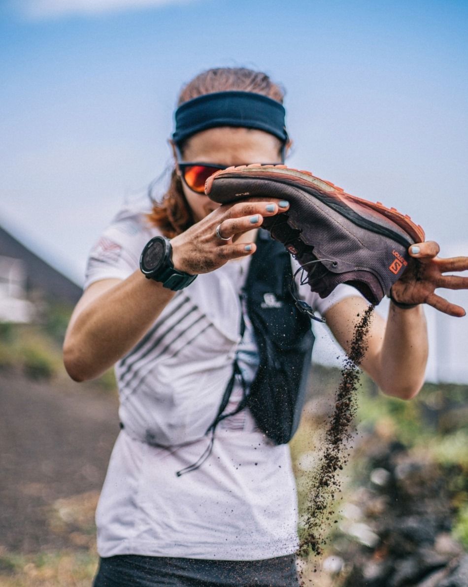 Salomon Outdoors LIF 12: Lifestyle Secondary Images