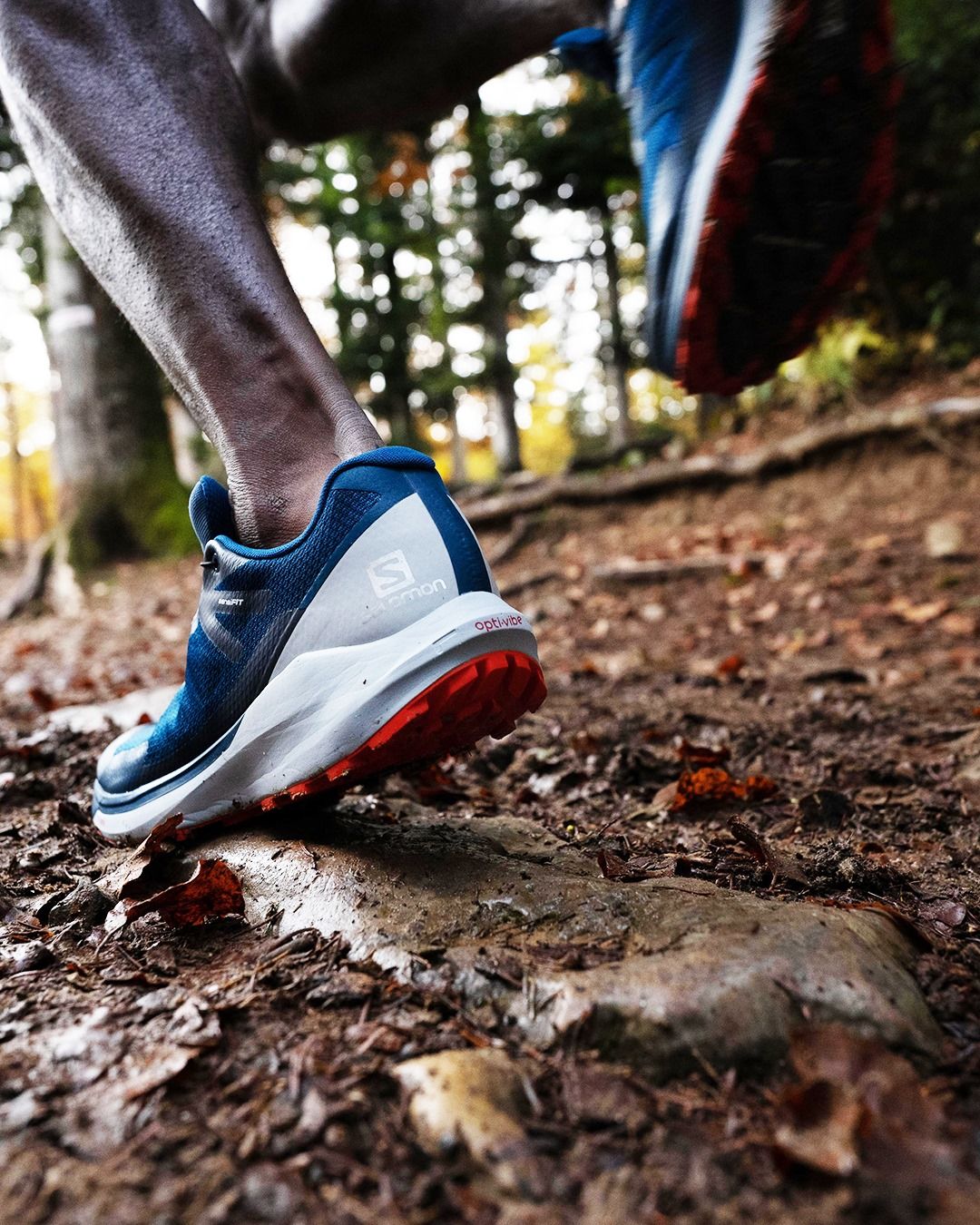 Salomon Outdoors LIF 13: Lifestyle Secondary Images