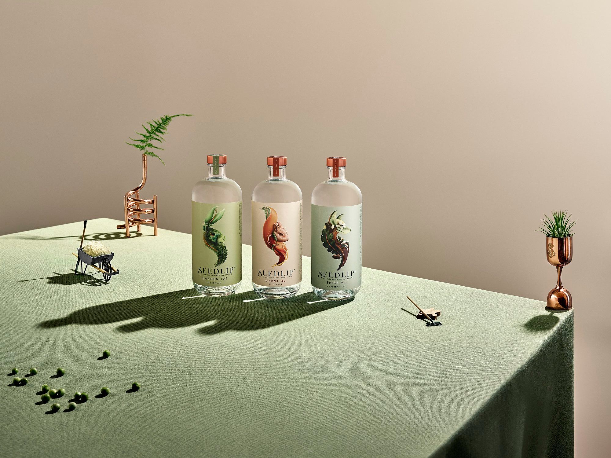 Seedlip Drinks 25: Lifestyle Secondary Images