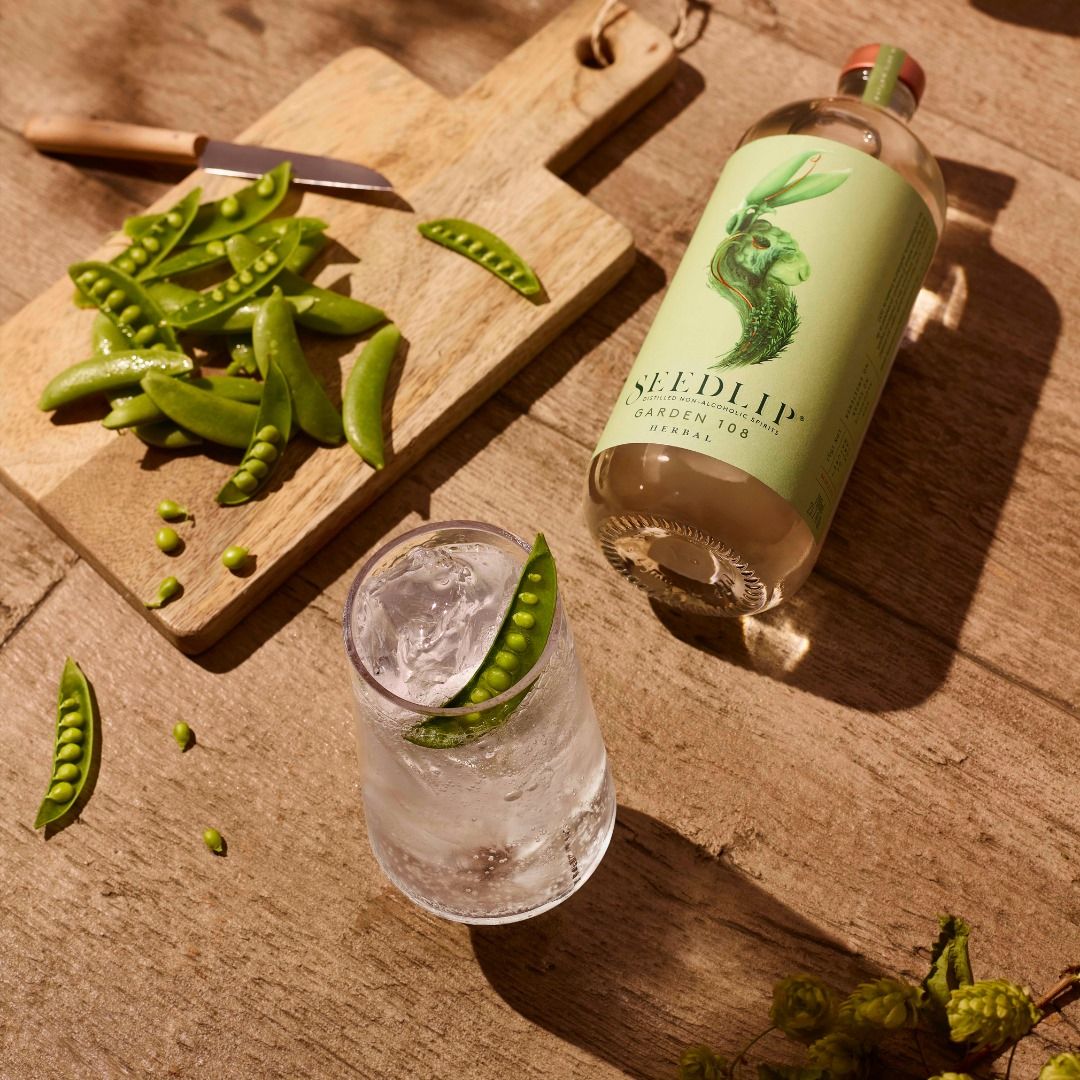 Seedlip Drinks 2: Lifestyle Secondary Images