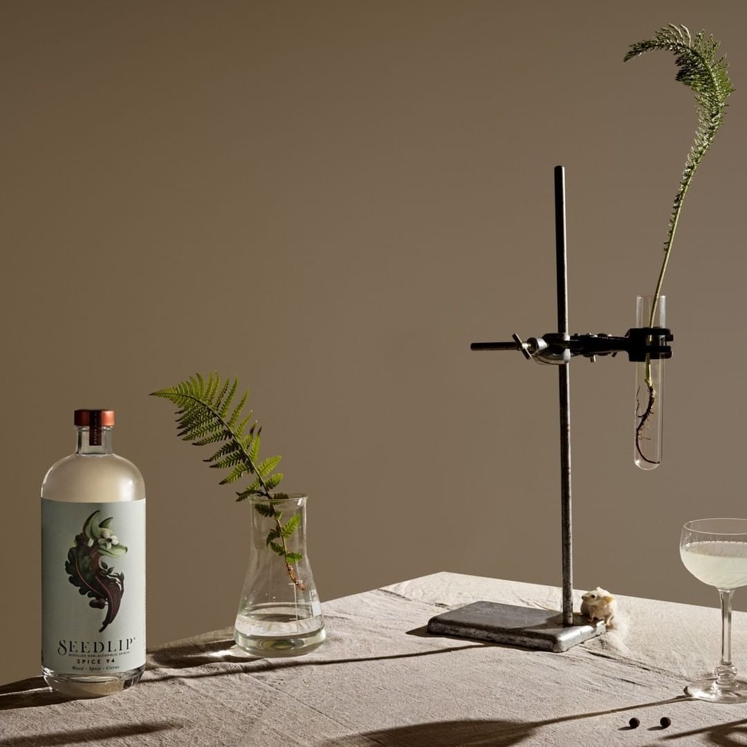 Seedlip Drinks 6: Lifestyle Secondary Images