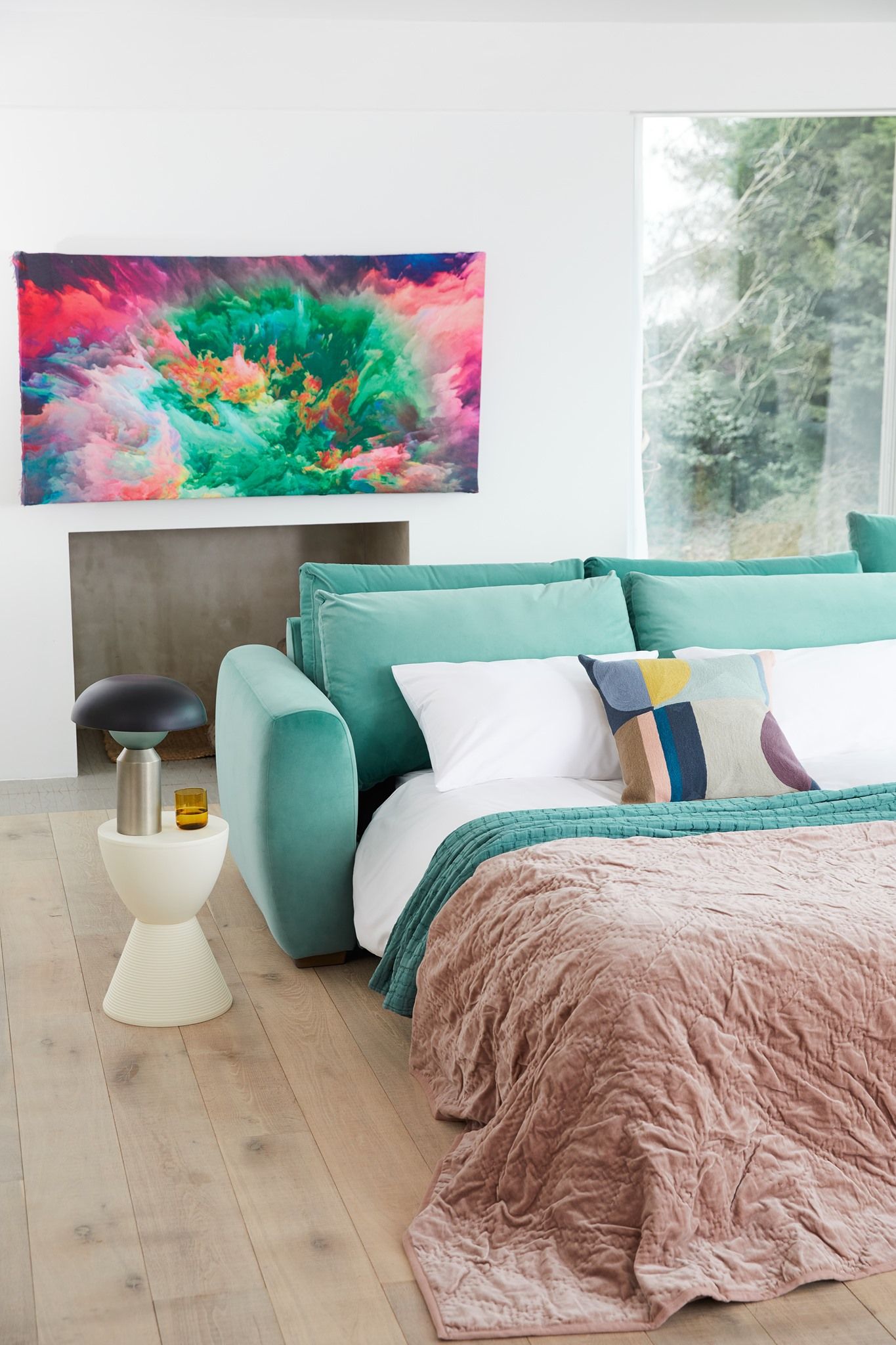 Snug 1: Lifestyle Secondary Images