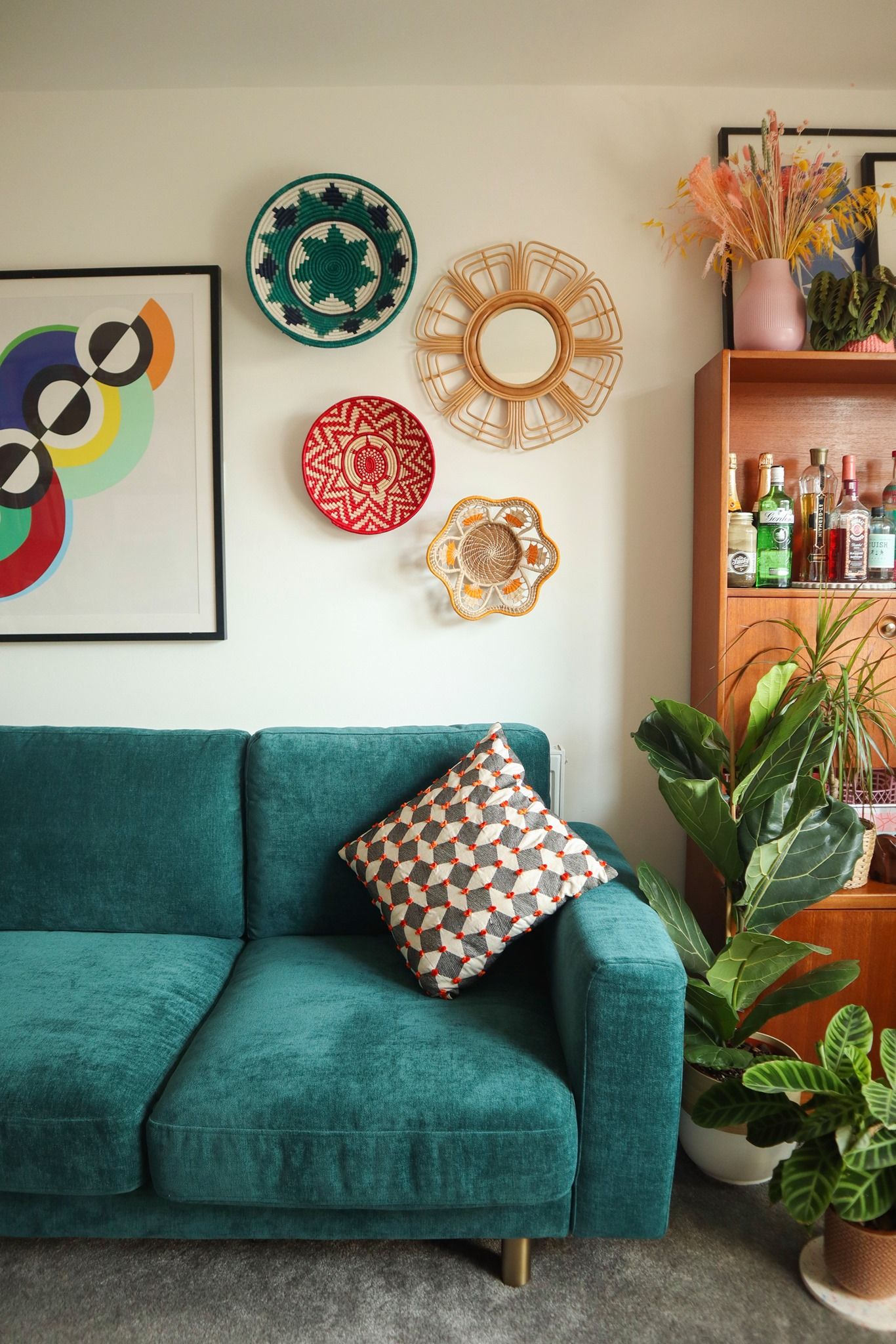 Snug 37: Lifestyle Secondary Images