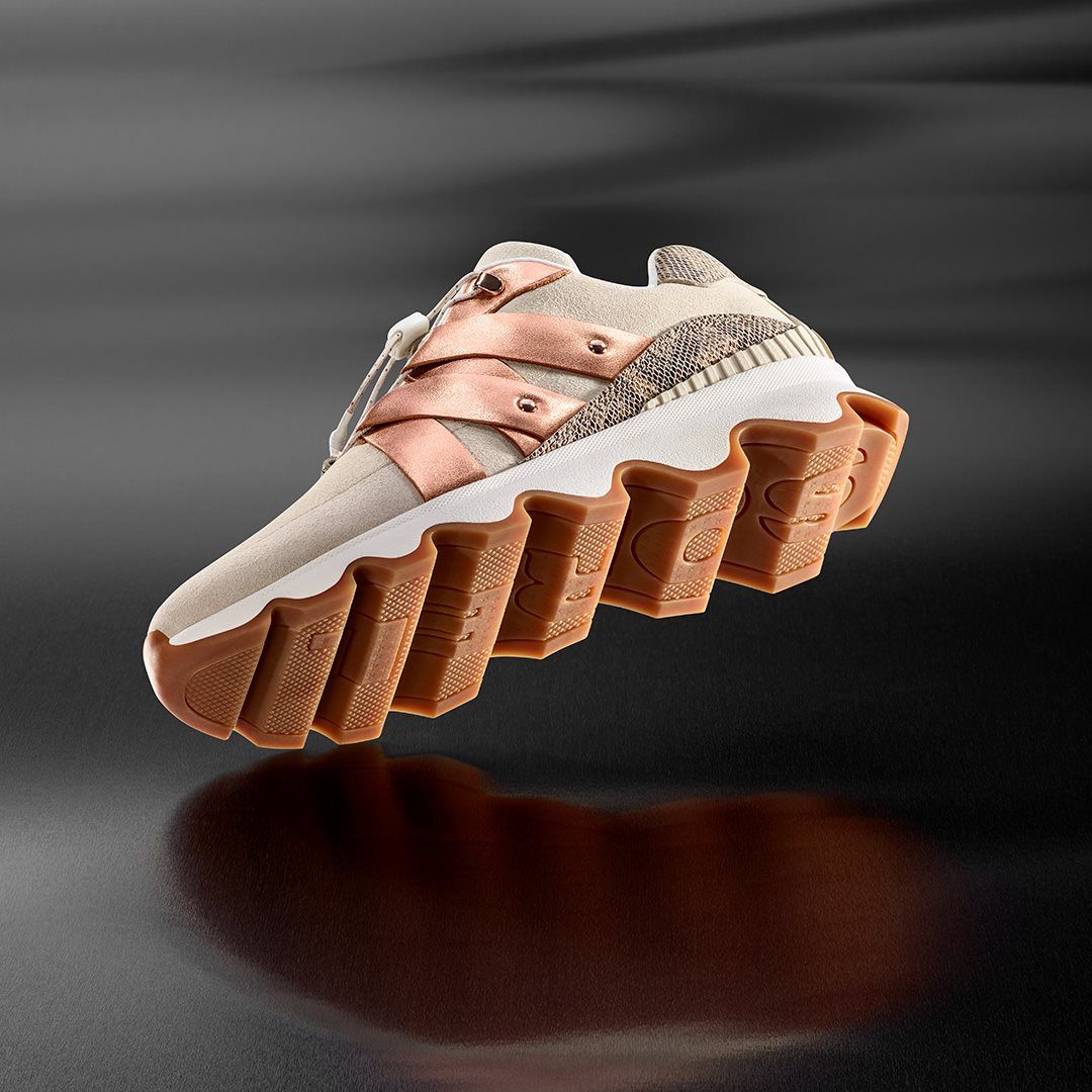 Sorel 26: Lifestyle Secondary Images