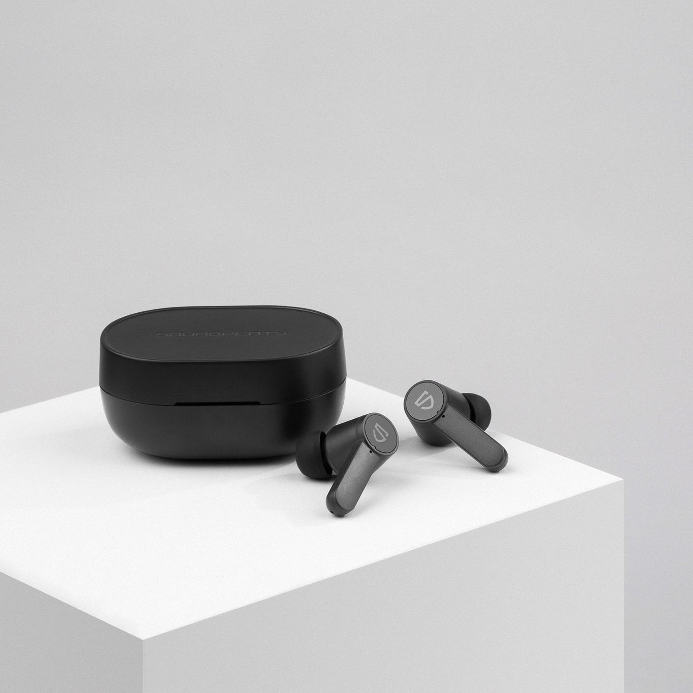 SoundPEATS 50: Product Hero Images