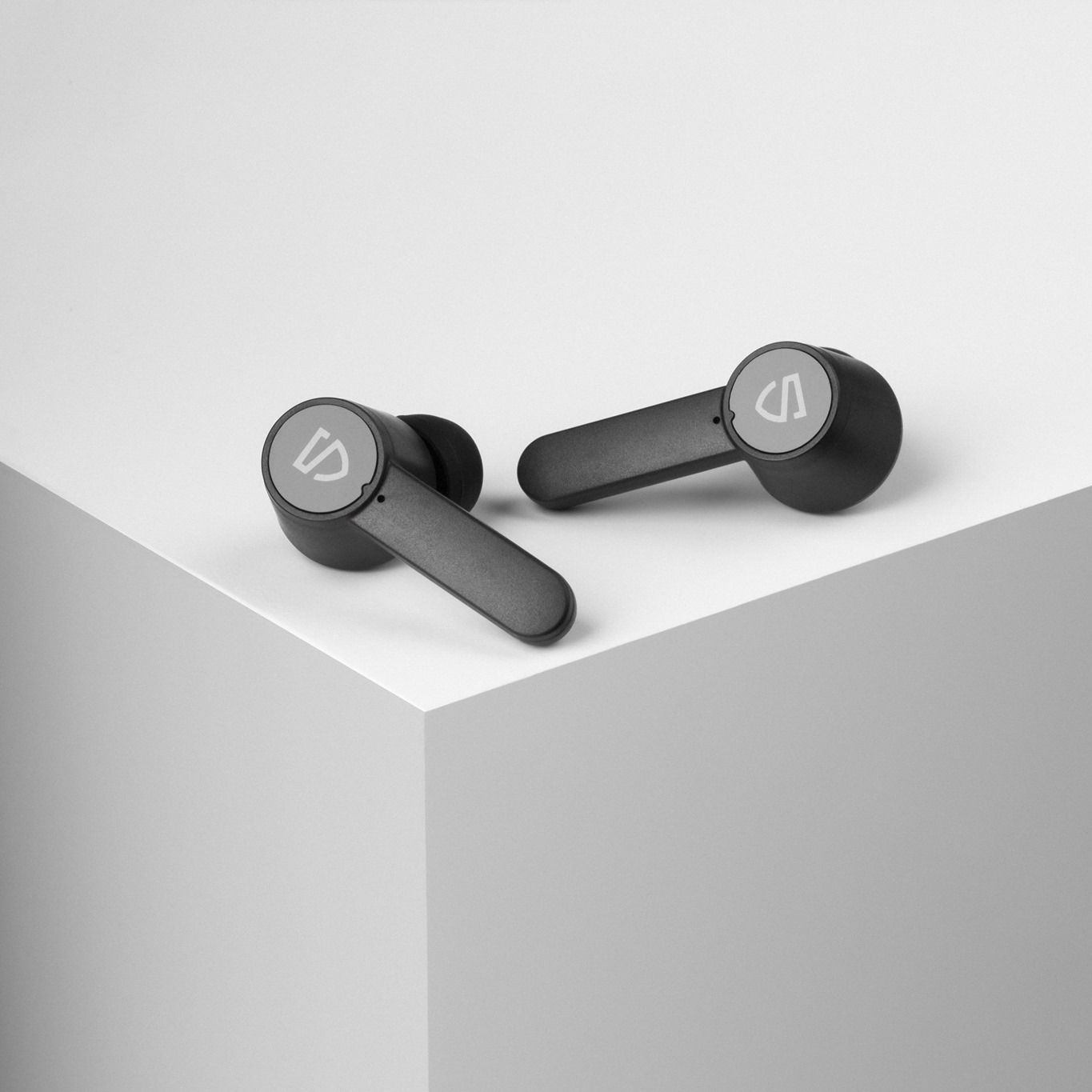 SoundPEATS 74: Product Hero Images