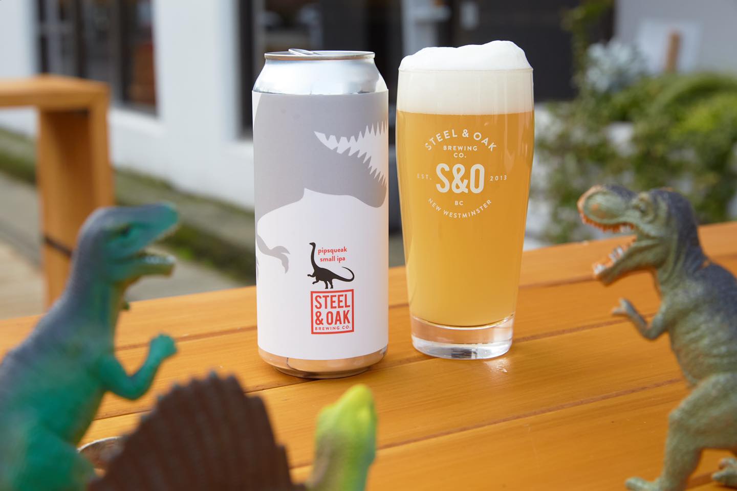 Steel & Oak Brewing Co. 28: Lifestyle Secondary Images