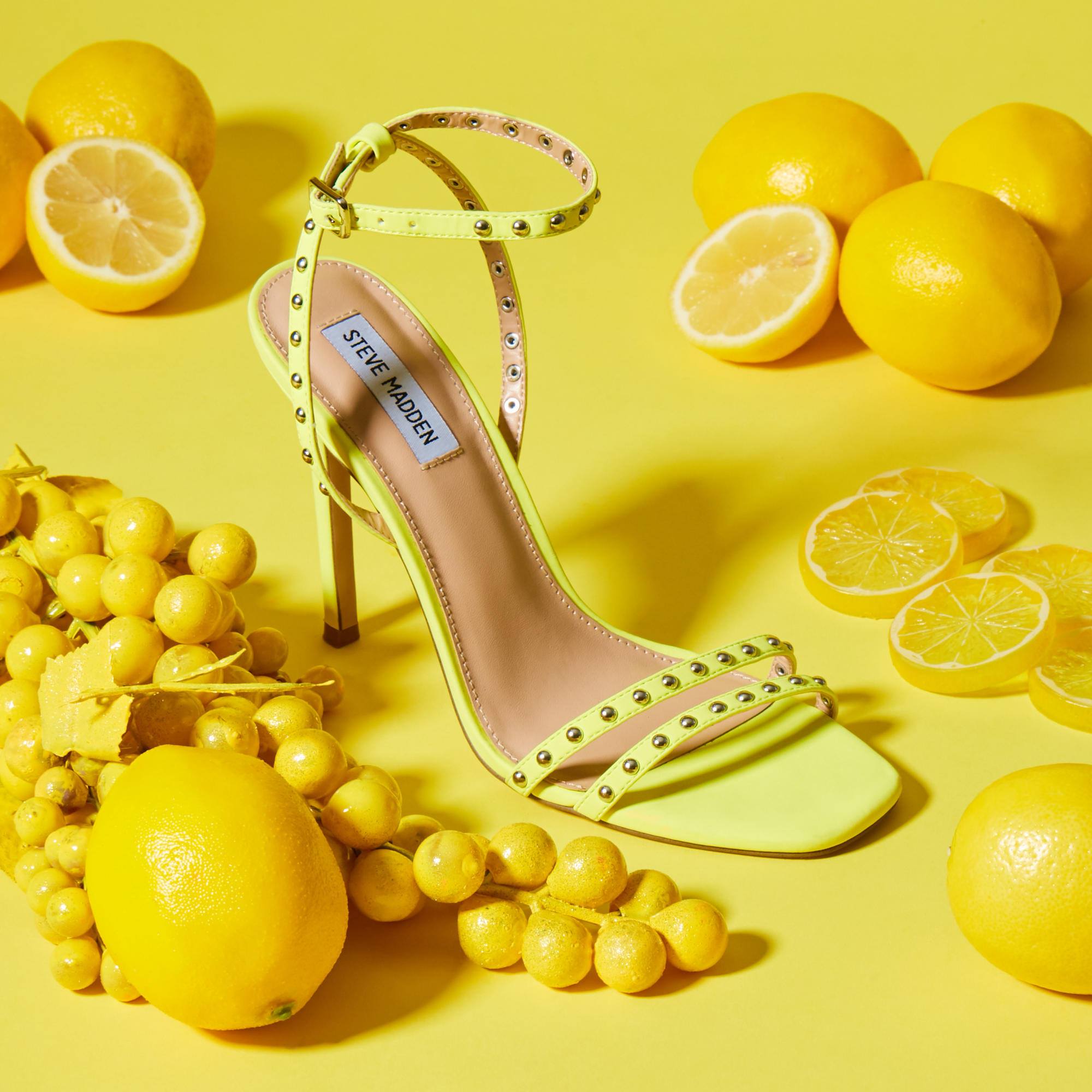 Steve Madden 04: Backdrops