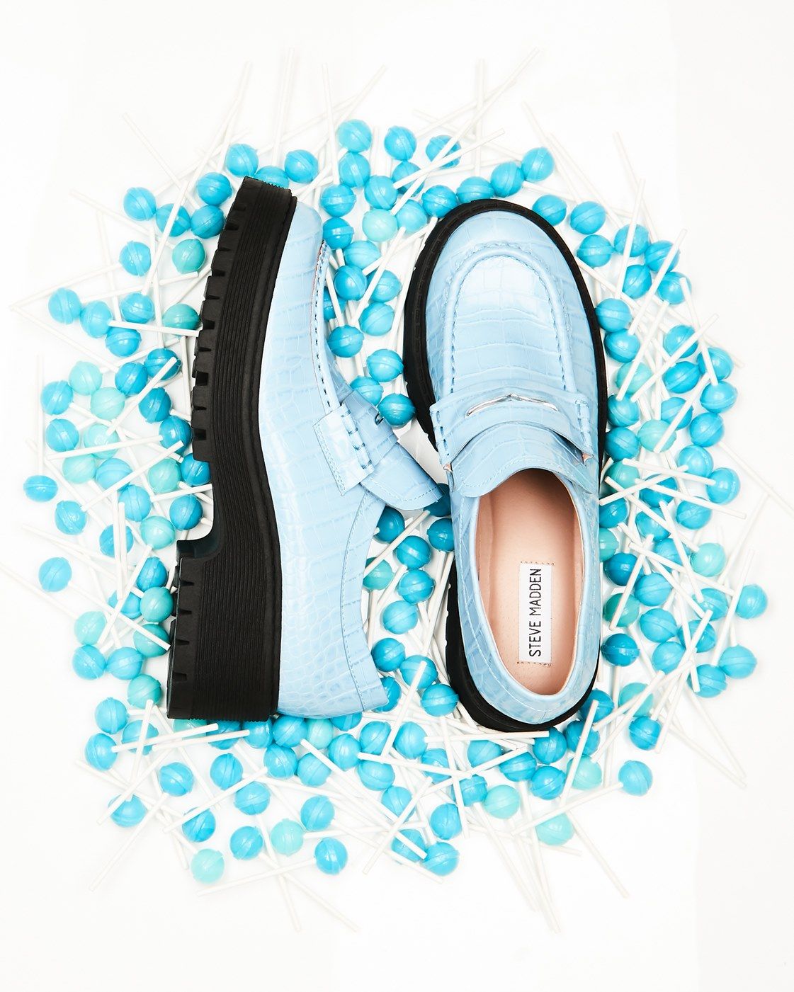 Steve Madden 07: Lifestyle Secondary Images