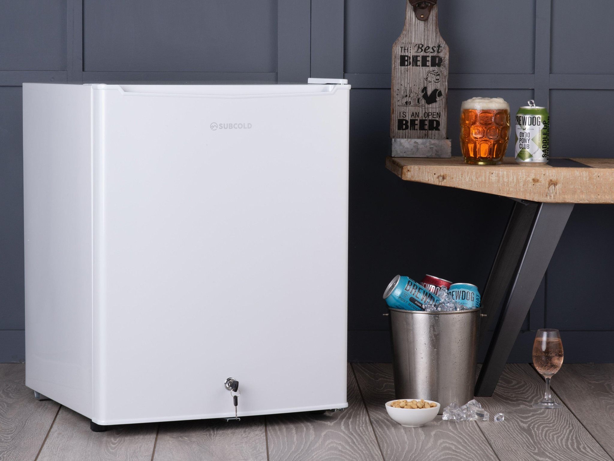 Subcold 10: Lifestyle Secondary Images