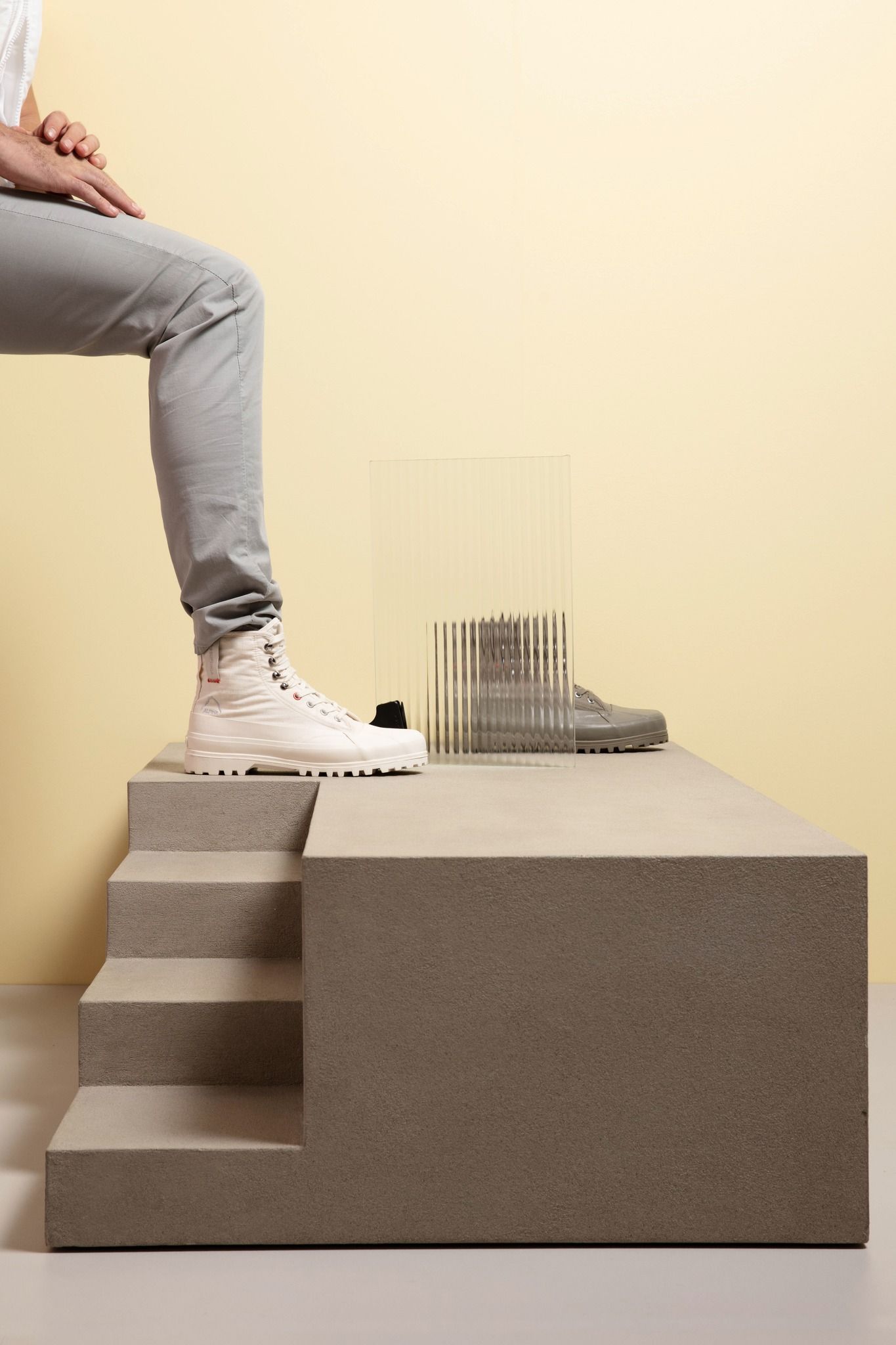 Superga 24: Lifestyle Secondary Images
