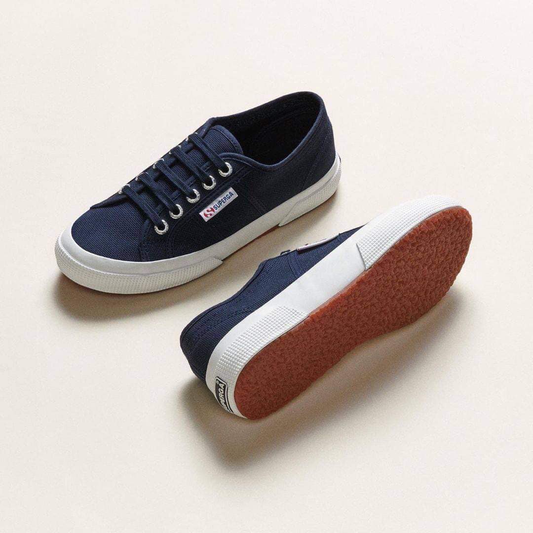 Superga 34: Backdrops