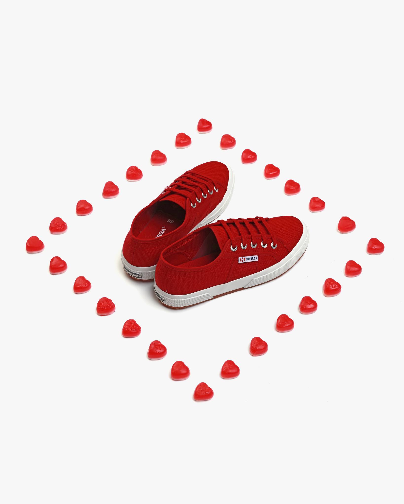 Superga 9: Lifestyle Secondary Images