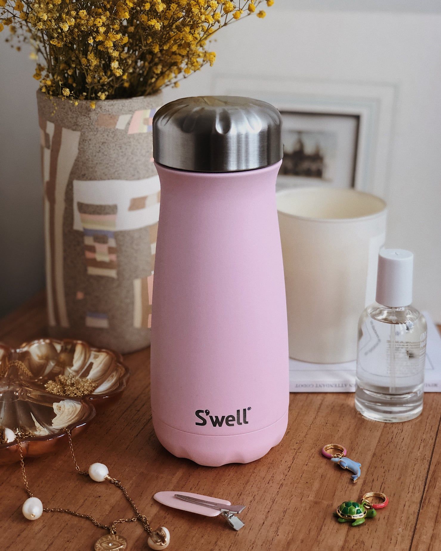 Swell 30: Lifestyle Secondary Images