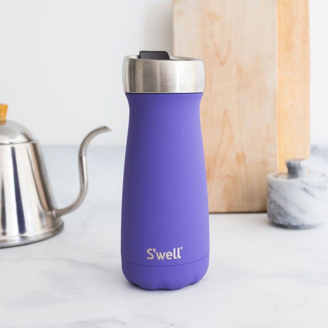 Swell 44: Lifestyle Secondary Images