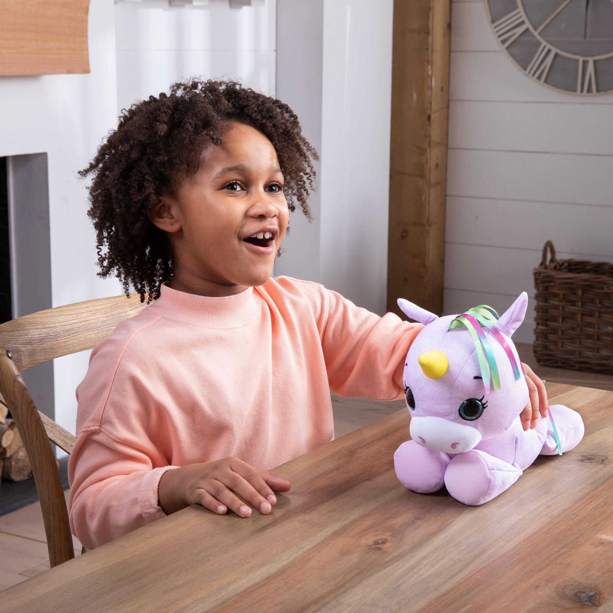TOOMIES LIF TG 16: Lifestyle Secondary Images