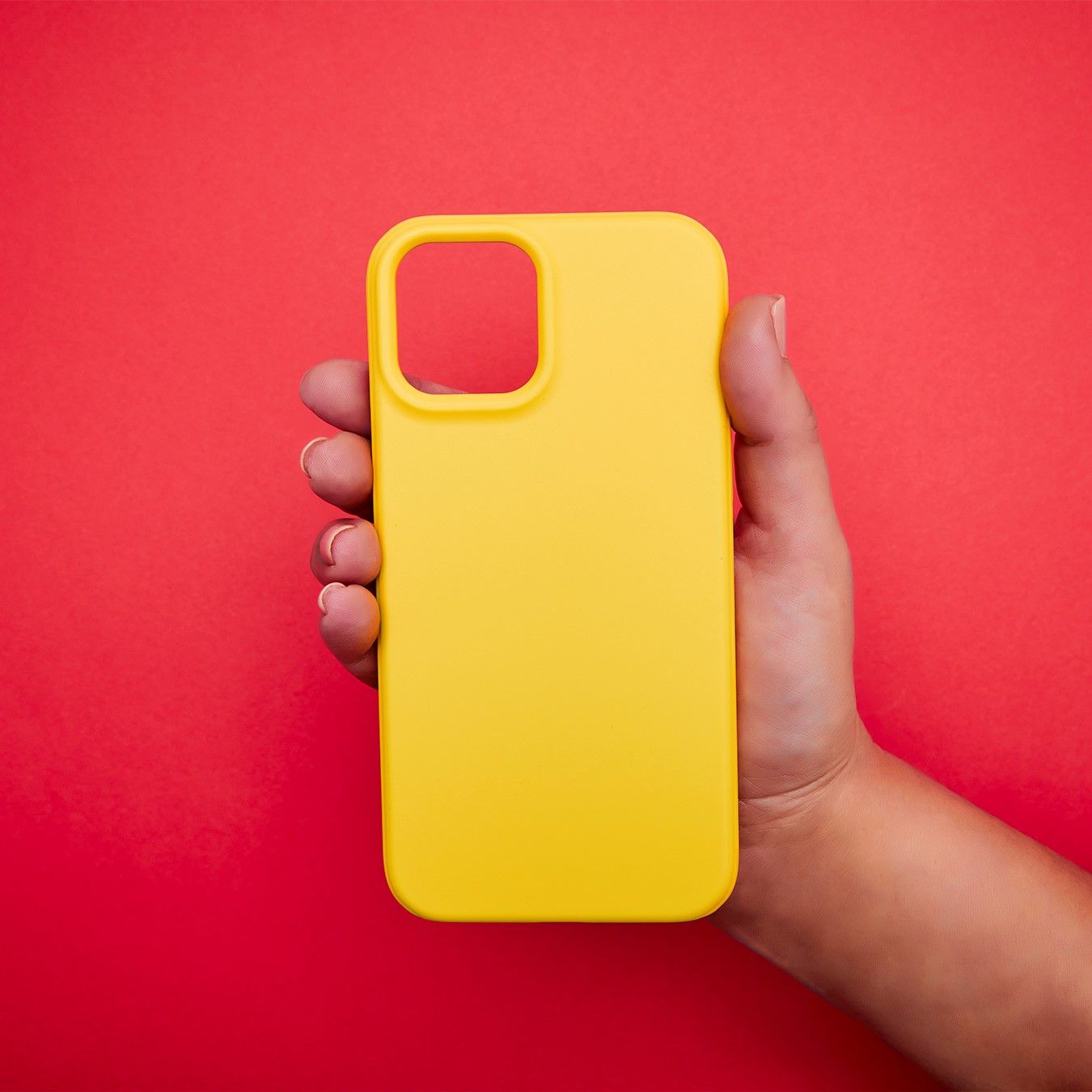 Tech21 18: Lifestyle Secondary Images