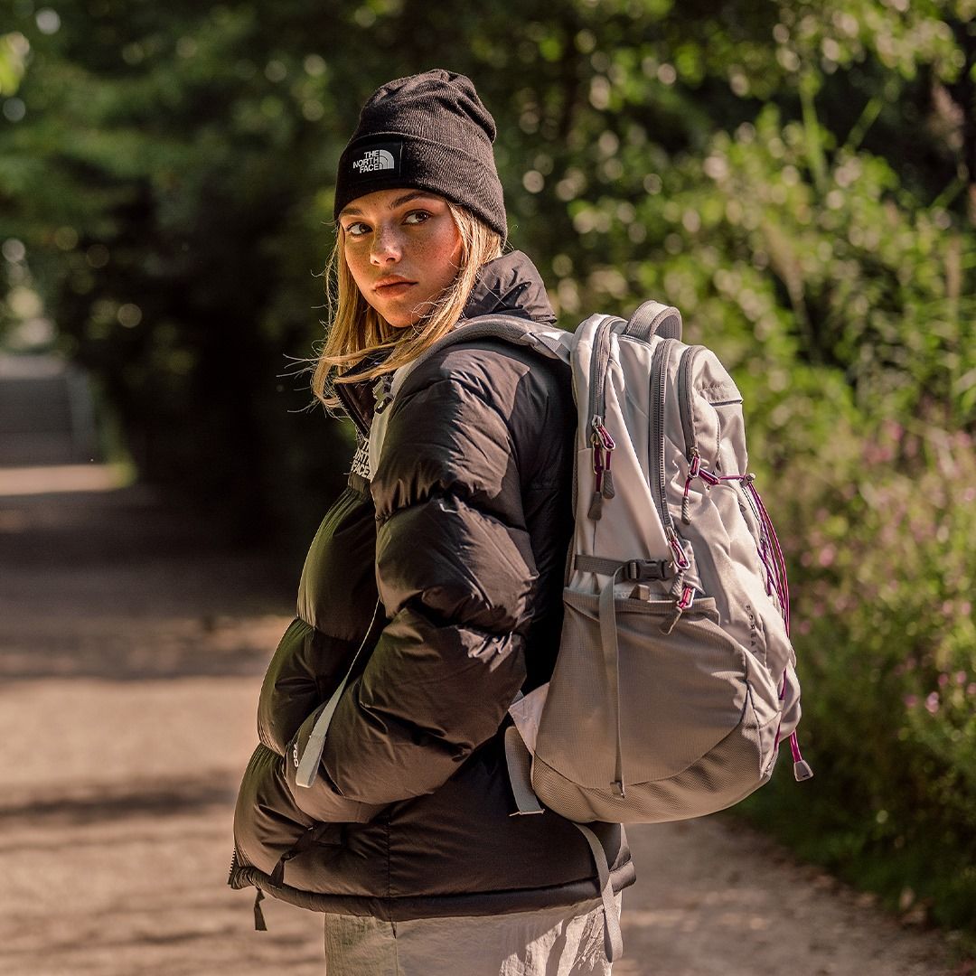 TheNorthFace Outdoor LIF 15: Lifestyle Secondary Images