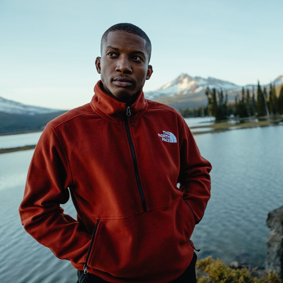 TheNorthFace Outdoor LIF 1: Lifestyle Secondary Images
