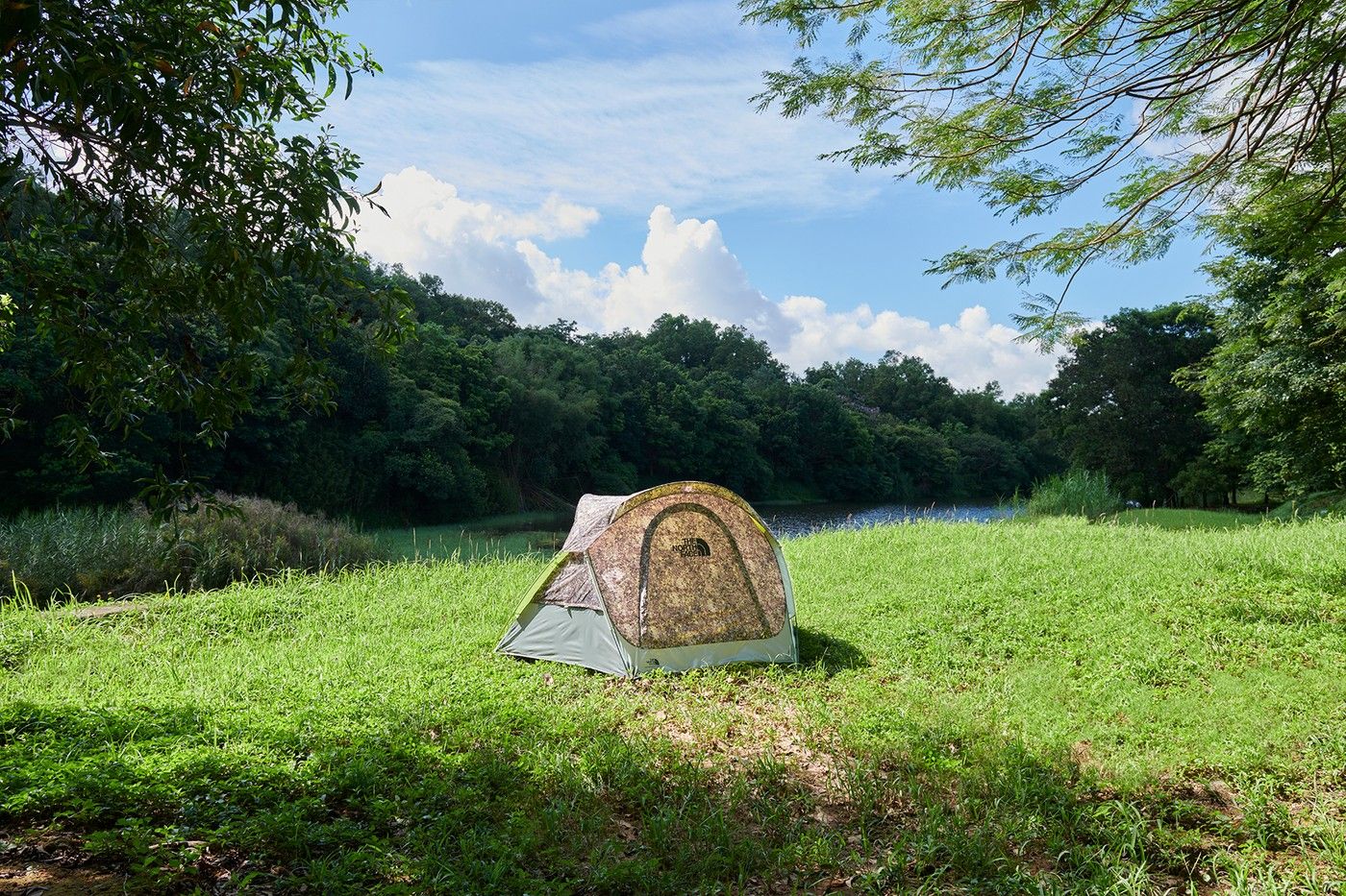 TheNorthFace Outdoors LIF 3: Lifestyle Secondary Images