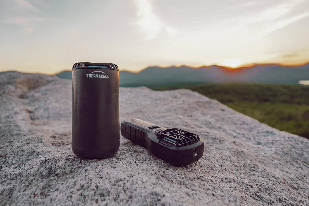 Thermacell Outdoors 18: Lifestyle Secondary Images